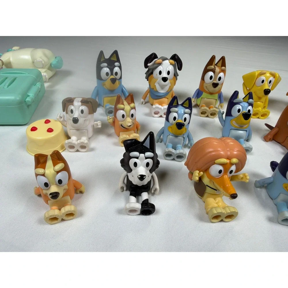 Bluey and Friends 19 Figure Lot with Horse Fridge and Cake Accessories